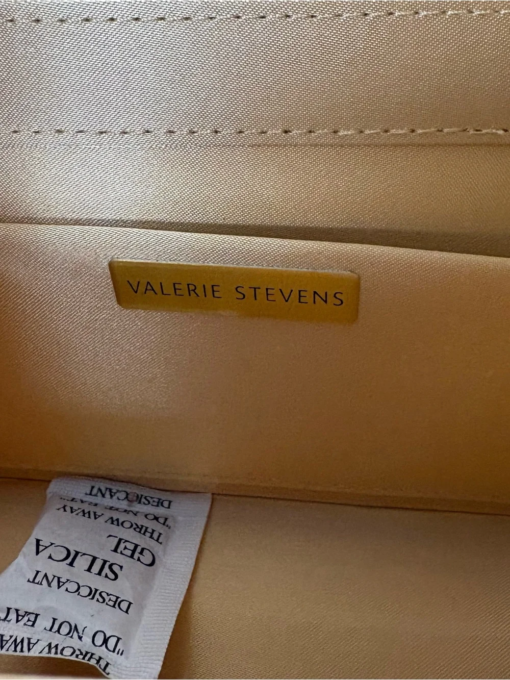 NWT- Valerie Stevens gold satin convertible evening clutch